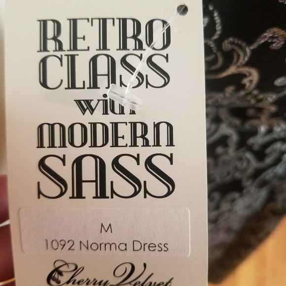 Cherry Velvety Norma Dress (NWT) M - Picture 4 of 4